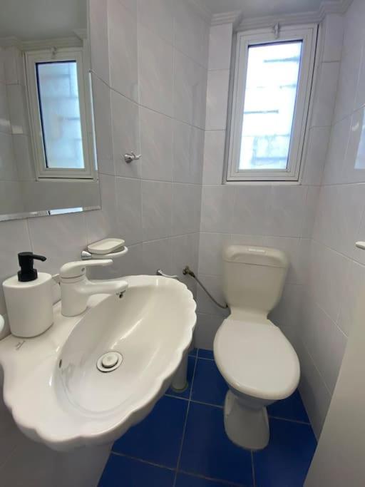 2-Bedroom Apartment In Athina Athene Buitenkant foto